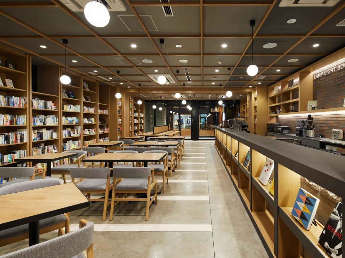 Lamp Light Books Hotel Sapporo Luaran gambar